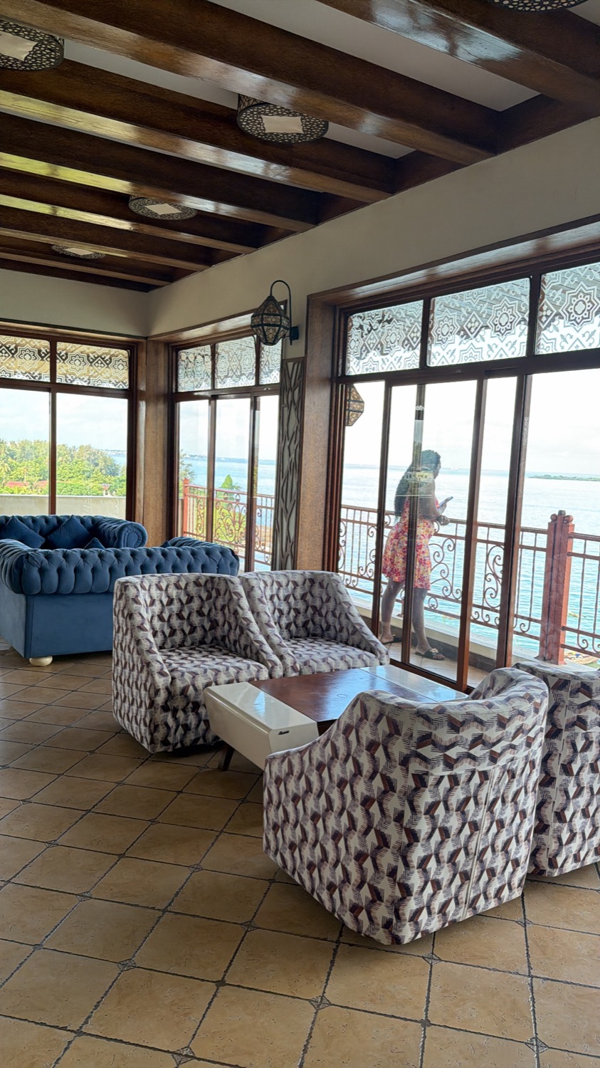 Quiet ocean-view lounge during a hosted stay